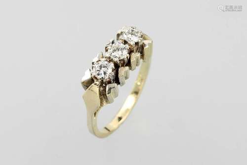 14 kt gold ring with brilliants