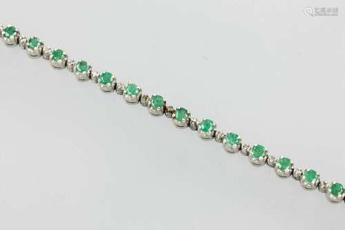 18 kt gold bracelet with emeralds and diamonds