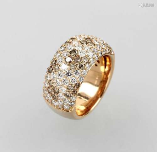 LEO WITTWER 18 kt gold ring with brilliants