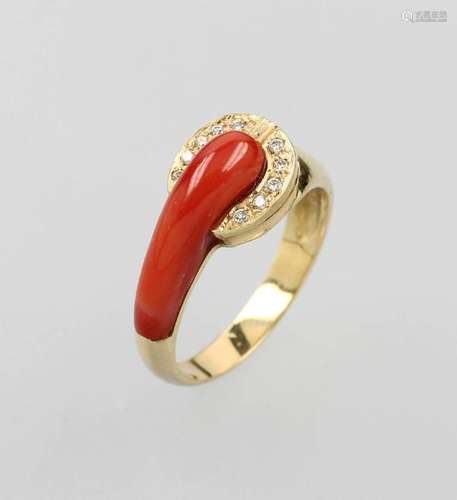 18 kt gold ring with coral and brilliants