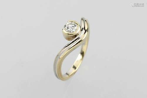 14 kt gold ring with brilliant