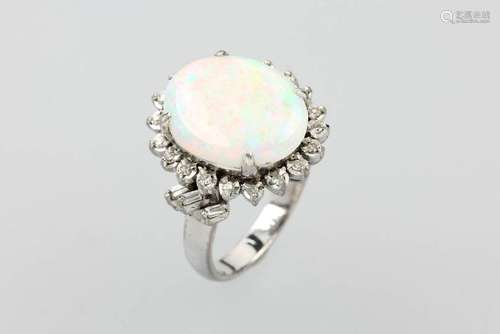 14 kt gold ring with opal and diamonds