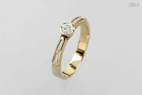 14 kt gold ring with diamonds