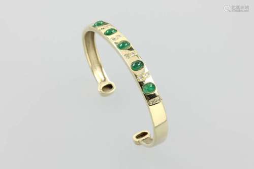 14 kt gold bangle with emeralds and brilliants