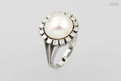 14 kt gold ring with mabepearl and diamonds