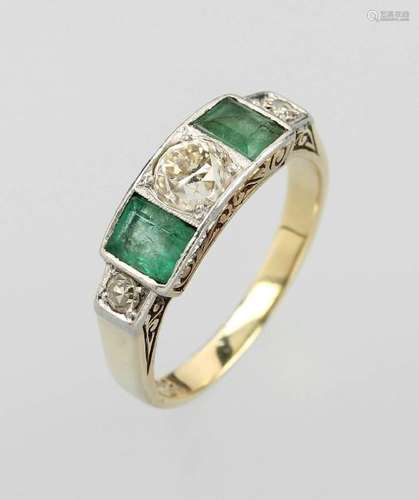 14 kt gold Art-Deco-Ring with emeralds and diamonds