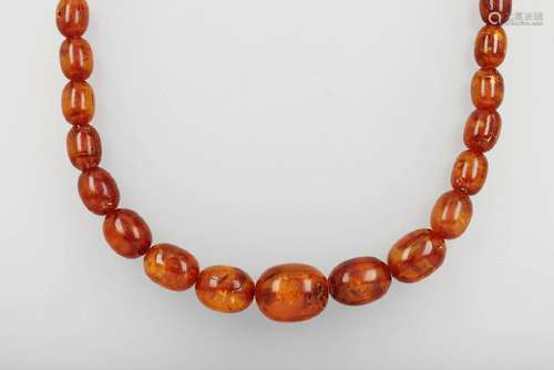 Chain made of amber, german 1930s