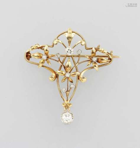 18 kt gold Art Nouveau brooch with diamonds