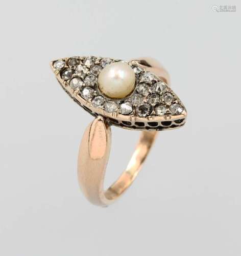 14 kt gold Art Nouveau ring with cultured pearl and