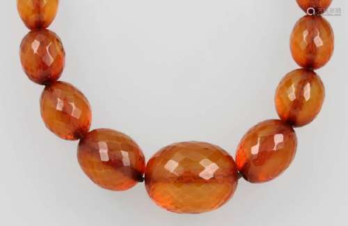 Amber necklace, german approx. 1900/10