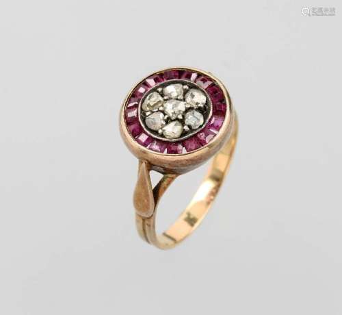 18 kt gold ring with diamonds and rubies
