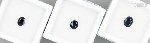 Lot 3 loose oval bevelled sapphires