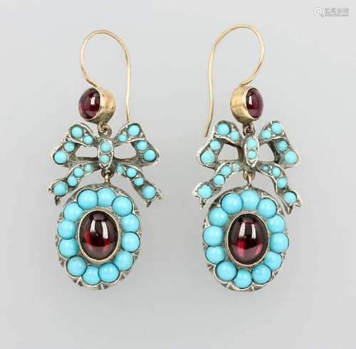 Pair of earrings with turquoises and garnets