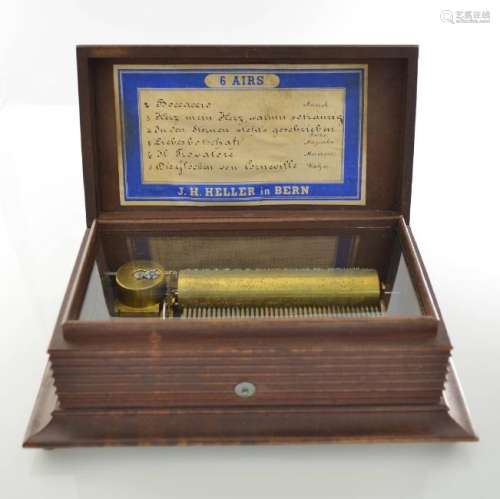J. H. HELLER music-box in wooden case