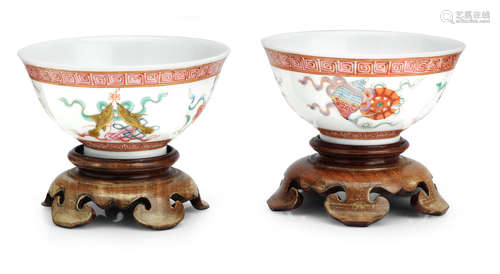 Hongxian iron-red yuzhi seal mark A pair of famille rose tea bowls on wood stands