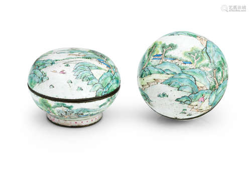 Qianlong mark and period A pair of miniature Canton enamel boxes