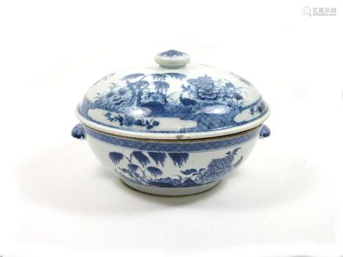 18th century A blue and white tureen and cover