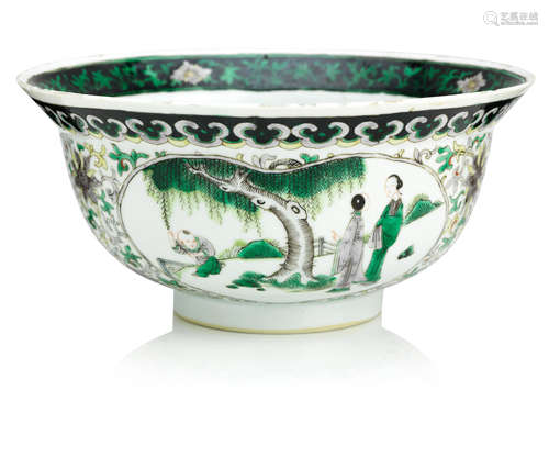 18th/19th century A famille verte bowl