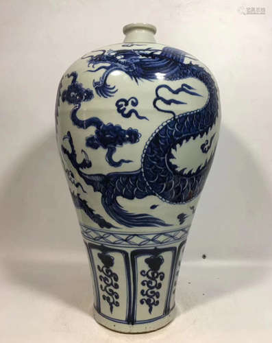 A BLUE&WHTIE DRAGON MEI VASE