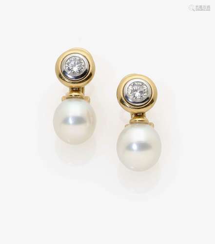 A PAIR OF DIAMOND AND CULTURED PEARL EAR CLIPS