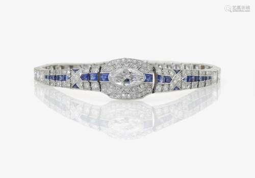 A HISTORICAL SAPPHIRE AND DIAMOND SET COCKTAIL BRACELET USA, Boston, Art Déco 1925, KIRCHBERG