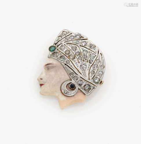 AN EXCEPTIONAL DIAMOND SET ART DÉCO BROOCH IN THE FORM OF A FACE IN PROFILE USA, Art Déco, circa 1925