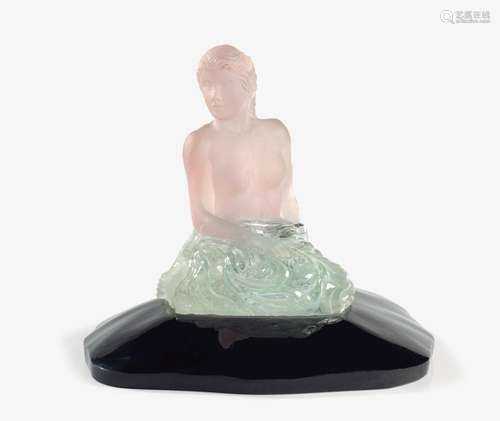 FIGURE OF LORELEI CARVED IN MORGANITE ON AN ONYX BASE Germany, Idar-Oberstein, 1980s, ANDREA SOHNE