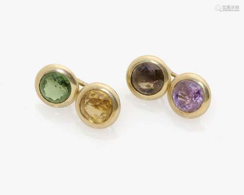 A PAIR OF CUFFLINKS WITH PRECIOUS STONES