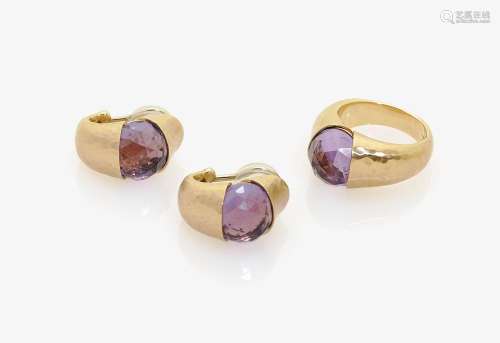 A RING AND A PAIR OF EARRINGS SET WITH AMETHYSTS Rome, VAID, Model: BAMBOO