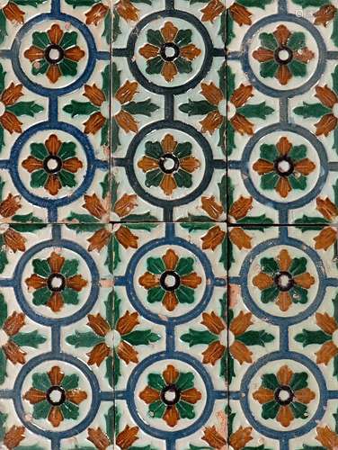 SIX HISPANIC-MOORISH TILES, 18TH/19TH CENTURY