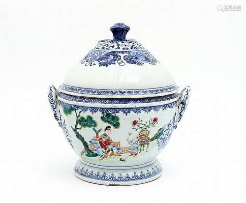 ROUND TUREEN