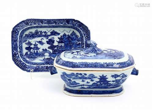 TUREEN, PLATTER