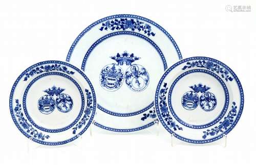 FLAT PLATE, TWO ARMORIAL DESSERT PLATES