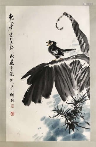CHINESE SCROLL PAINTING OF BIRD ON LEAF
