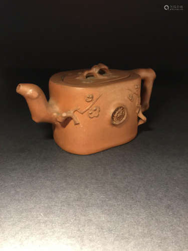 Chinese Qing Dynasty Yixing Zi Sha Tea Pot