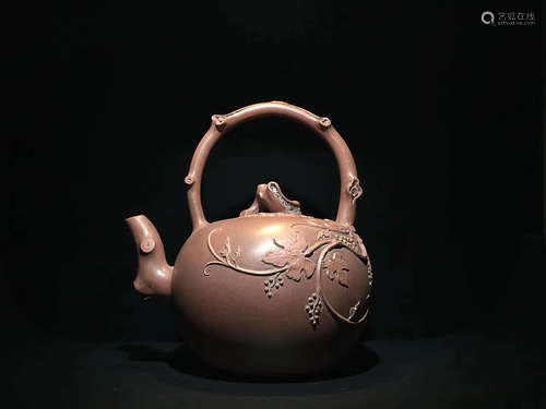 A PAN ZILONG MARK GRAPE TREE LOOP-HANDLED TEAPOT