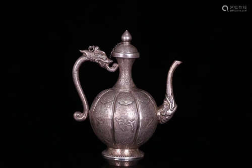 17-19TH CENTURY, AN OLD SILVER FLAGON, QING DYNASTY