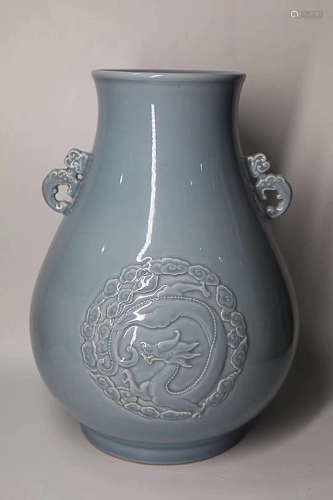 17-19TH CENTURY, A DAQING GUANGXU NIANZHI MARK DOUBLE-EAR VESSEL