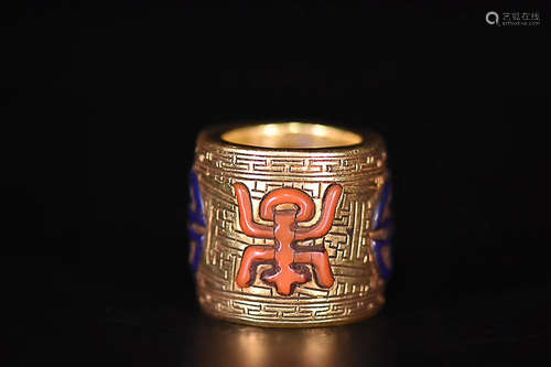 A GILT SILVER BANZHI/RING