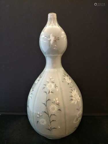 Korean Porcelain Double Gourd Vase