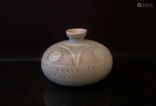 Korean Porcelain Globular Vase