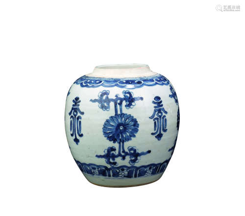 清代 清早期花卉寿字纹青花罐