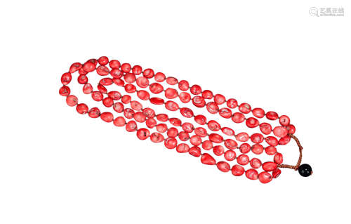 清代 海瓜子形红珊瑚三圈项链