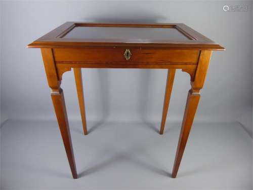 An Inlaid Fruit Wood Bijouterie Table