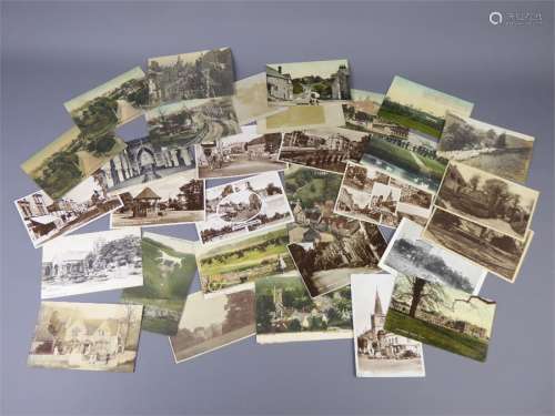 A Collection of Vintage Colour and Black and White Postcards from around Britain (approx 200).                                                                                                                                                        Antiques