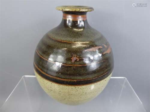 ARR Geoffrey Whiting (1919-1988) Avoncroft Pottery Jar