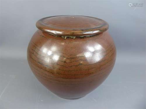 A Stoneware Kaki Glaze Pot and Cover