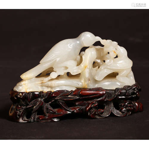 CHINESE WHITE JADE CARVED BIRDS