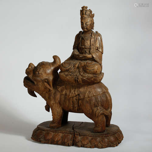 CHINESE WOOD CARVED FIGURE OF GUANYIN