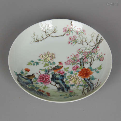 CHINESE FAMILLE ROSE PORCELAIN CHARGER